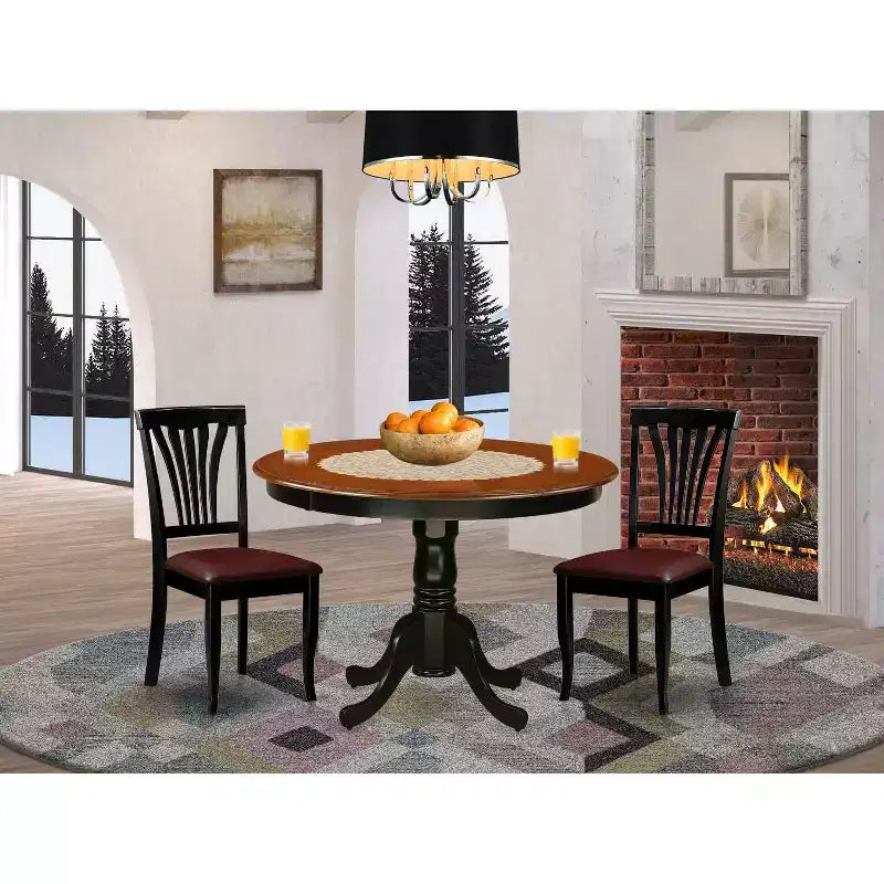 Table de salle à manger HomeStock 3 pièces ronde en bois massif, finition noire et merisier, avec 2 chaises