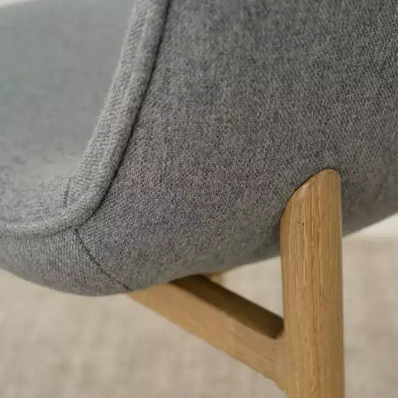 Ensemble de salle à manger rond 5 pièces, table à piédestal aspect bois 39,5 et chaises incurvées rembourrées, idéal pour les coins de cuisine-Panipeachy