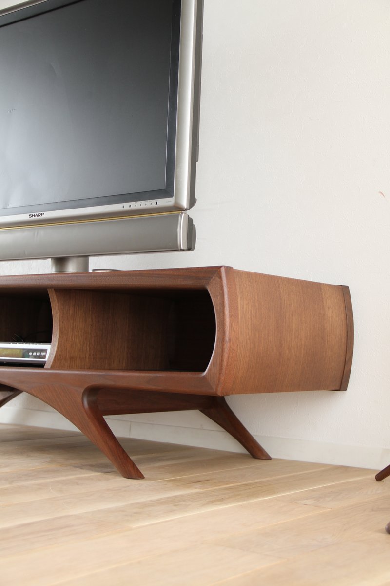 Meuble TV bas en métal plaqué bois