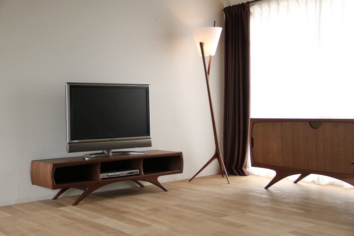 Meuble TV bas en métal plaqué bois