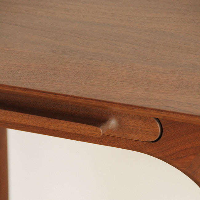 Bureau en bois massif plaqué bois
