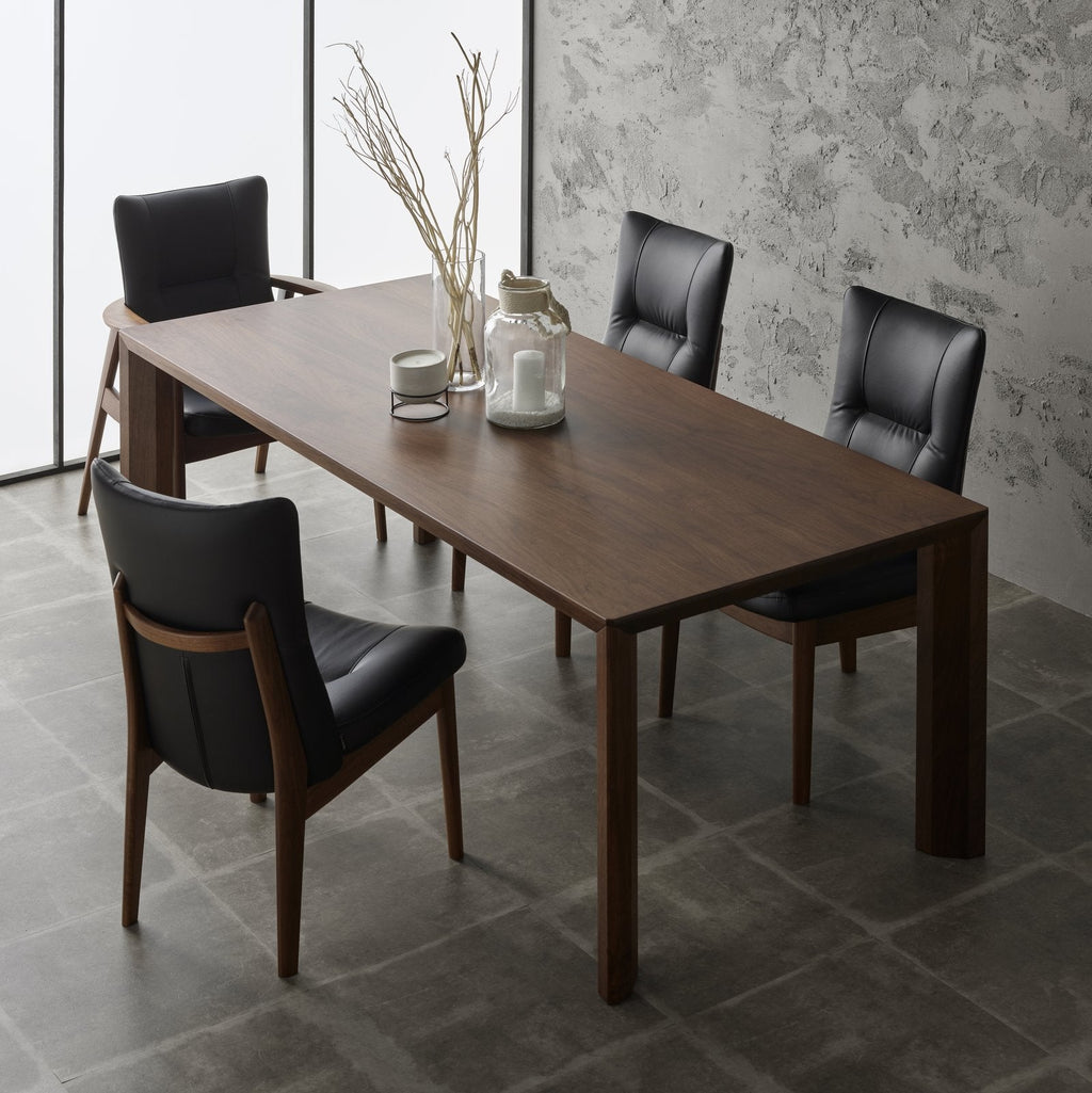 Chaise de salle à manger minimaliste en chêne massif