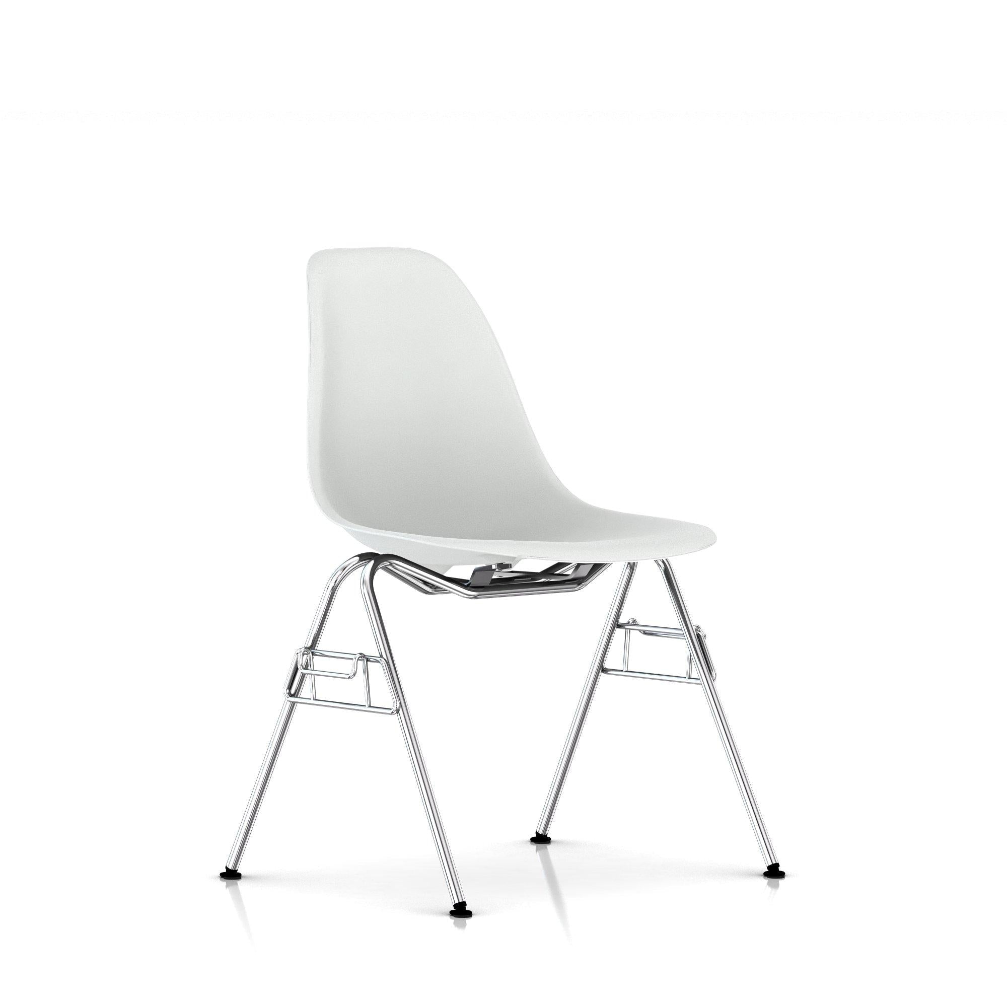 Chaise de salle à manger en métal et acier