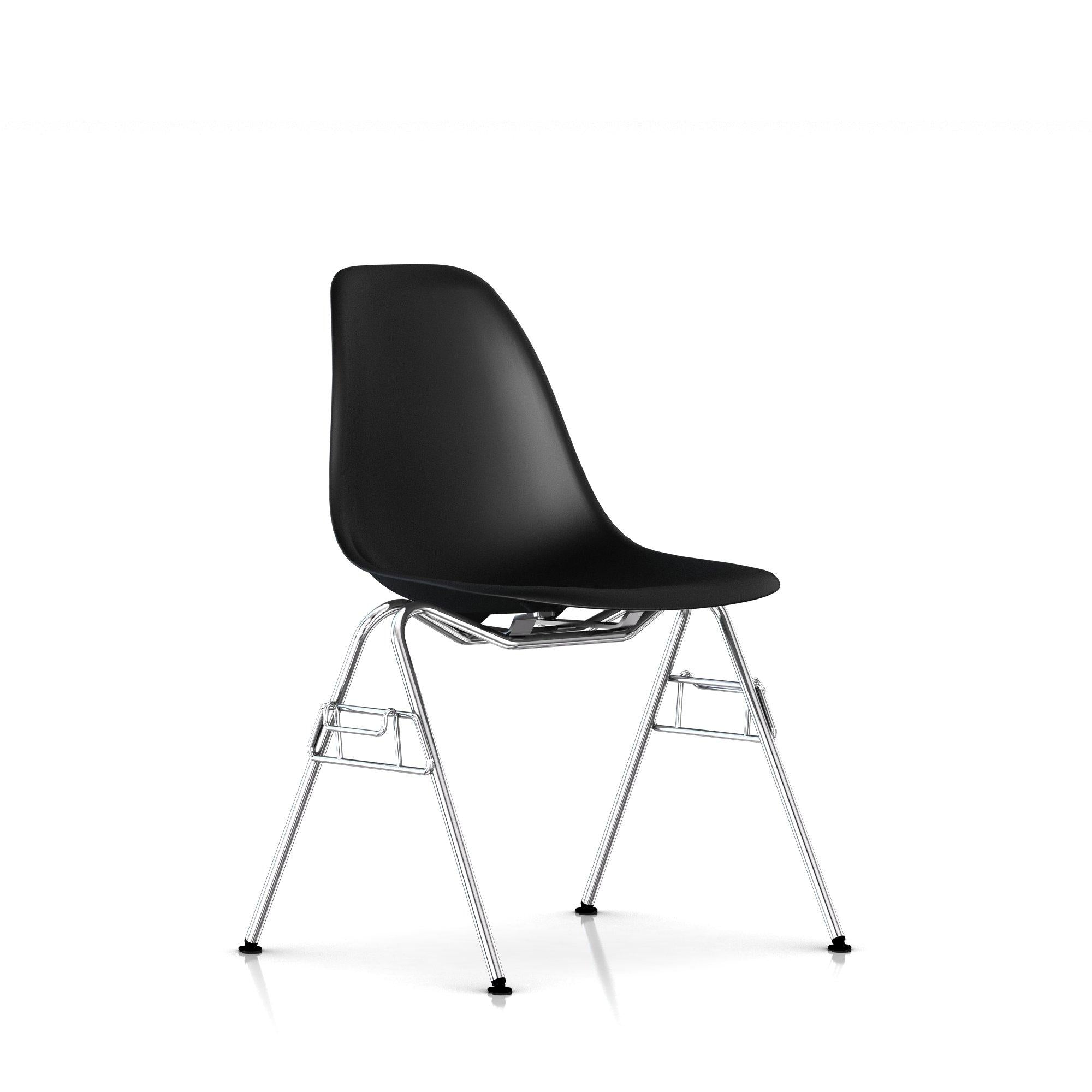 Chaise de salle à manger en métal et acier