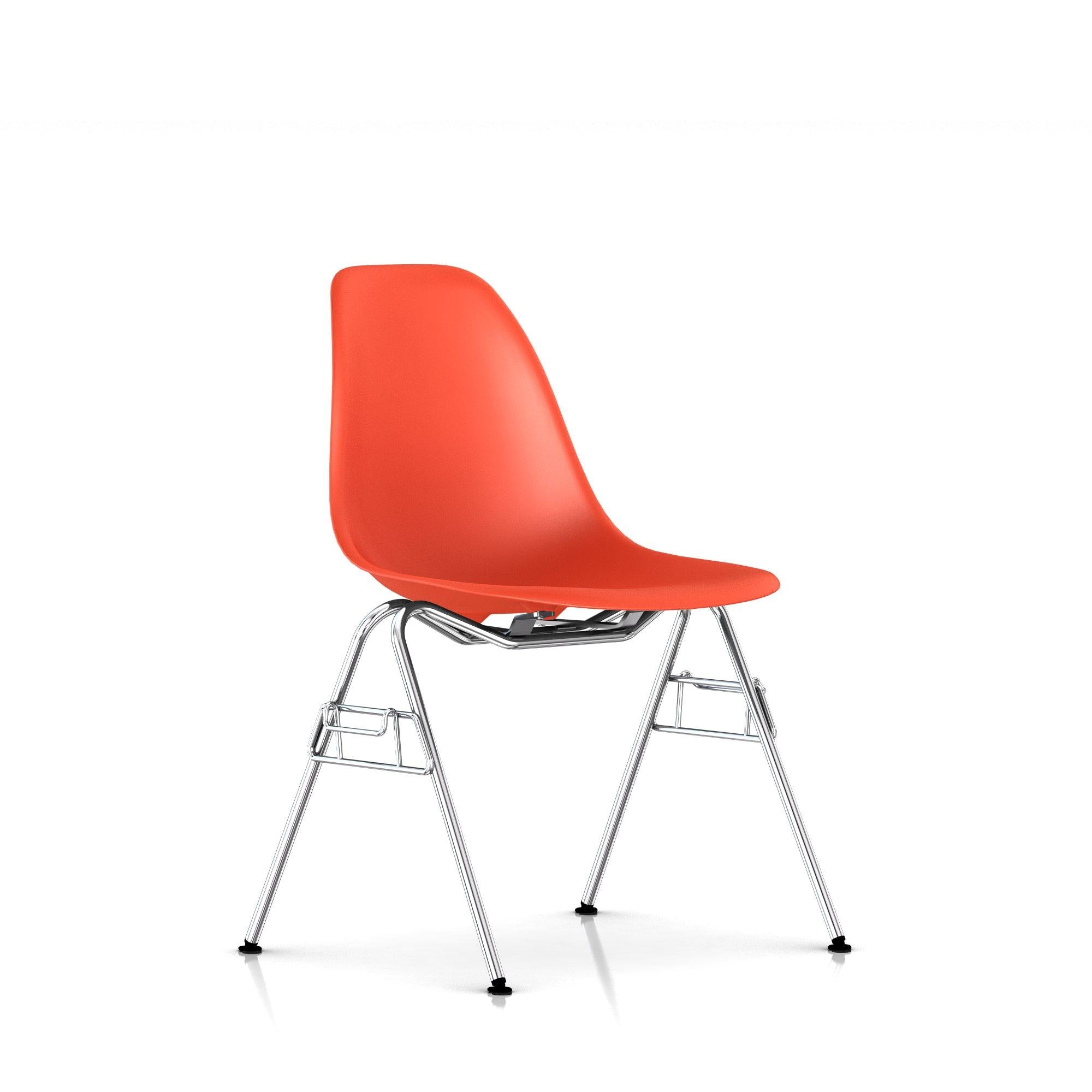 Chaise de salle à manger en métal et acier