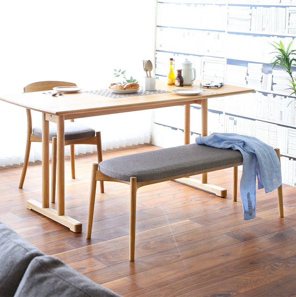 Banc rembourré en bois massif